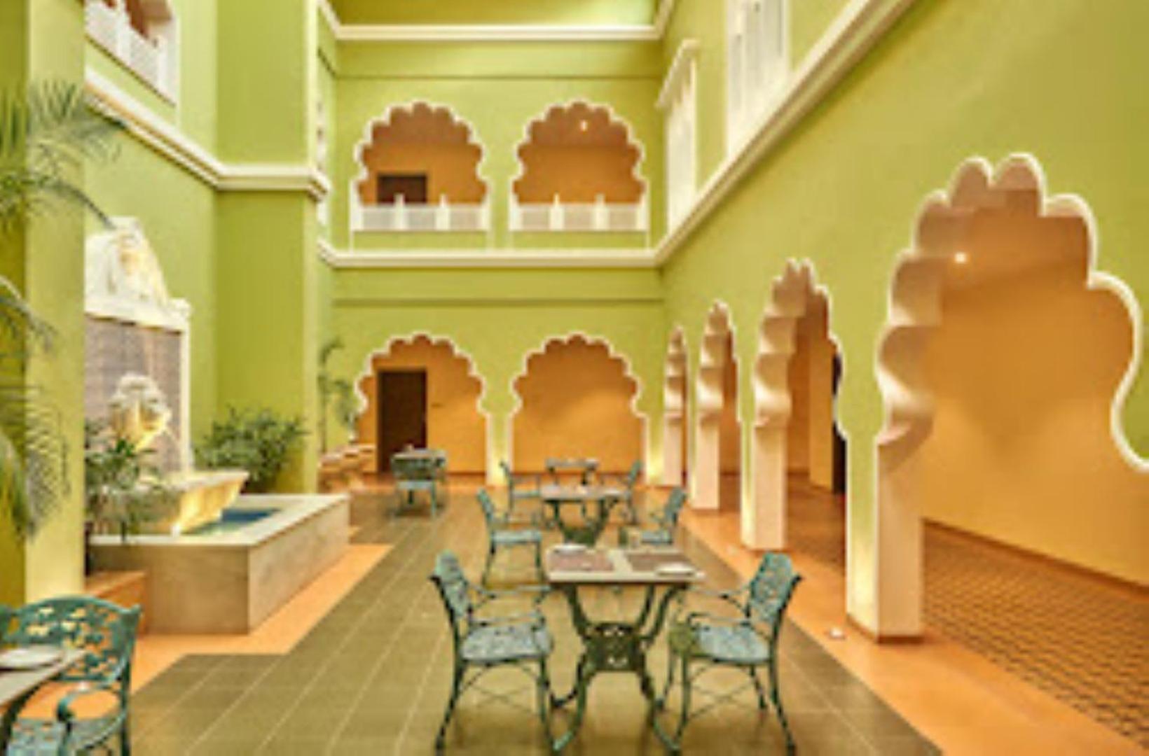Laxminarayan Club & Resort Vadódara Exteriér fotografie